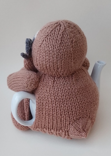 TeaCosyFolk's Three‑Toed Sloth Tea Cosy Knitting Pattern