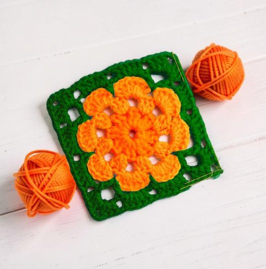 Crochet Bloom Granny Square Pattern, Garden Blossom Motif (Video Tutorial)