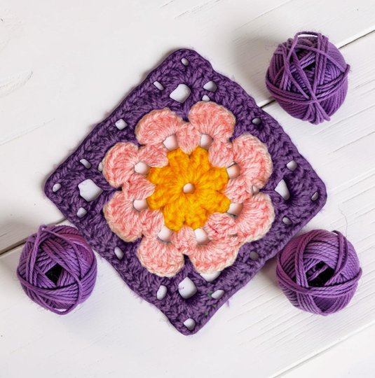 Crochet Bloom Granny Square Pattern, Garden Blossom Motif (Video Tutorial)