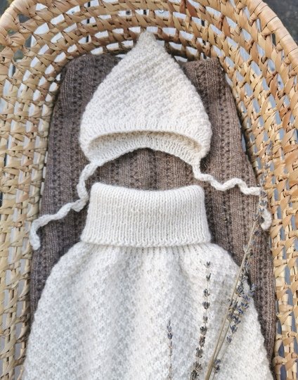 Baby Set stricken | Anleitung Pucksack und Babymütze für Neugeborene