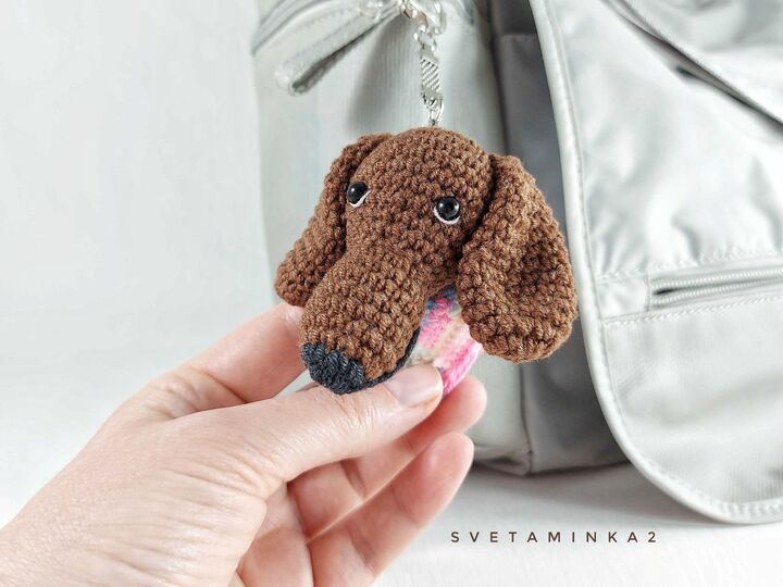 Crochet Dachshund Keychain Pattern PDF – Amigurumi Sausage Dog Bag Charm