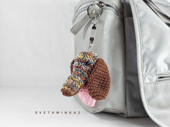 Crochet Dachshund Keychain Pattern PDF – Amigurumi Sausage Dog Bag Charm