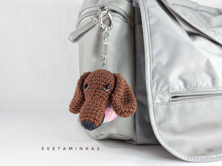 Crochet Dachshund Keychain Pattern PDF – Amigurumi Sausage Dog Bag Charm