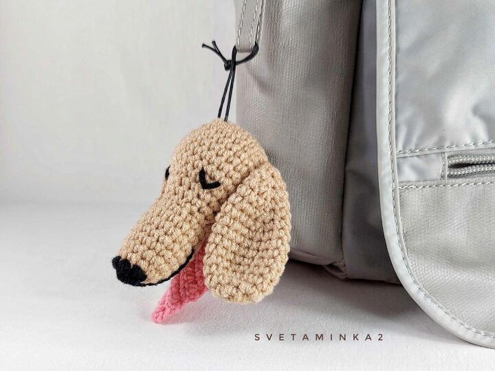 Crochet Dachshund Keychain Pattern PDF – Amigurumi Sausage Dog Bag Charm