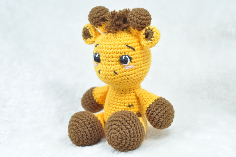 Crochet pattern giraffe Gilly