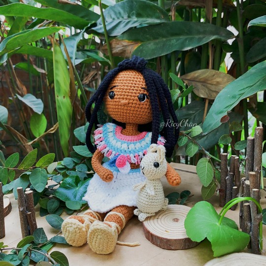 Crochet Doll Pattern: Aboriginal doll(PDF English Tutorial)