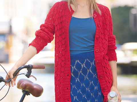 Jacke und Rock mit Ajourmustern