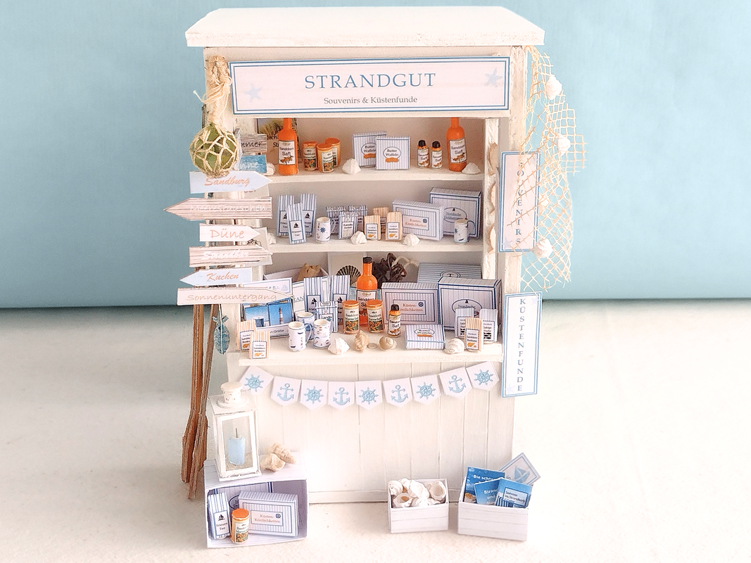 Miniatur Küsten-Souvenirstand-Set 1:12 – Bastelbögen & Anleitung