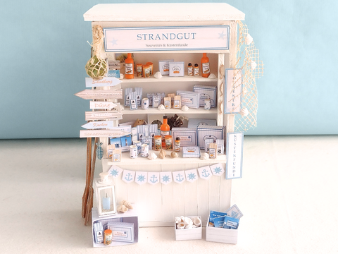 Miniatur Küsten-Souvenirstand-Set 1:12 – Bastelbögen & Anleitung