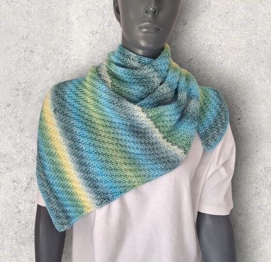 Strickanleitung asymmetrisches Schultertuch, Dreieckstuch    #381