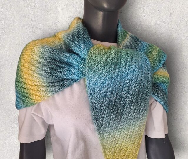 Strickanleitung asymmetrisches Schultertuch, Dreieckstuch    #381