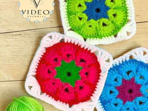 Starburst Granny Square Pattern – Retro Floral Crochet Motif Video Tutorial