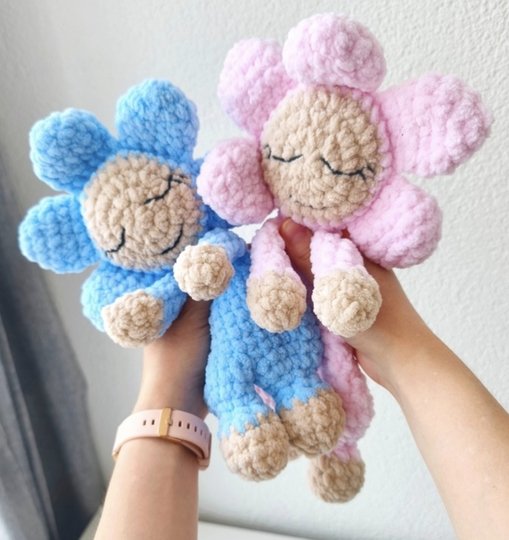 Bloomie Lovey Crochet Pattern – Baby Comfort Blanket with Flower Head