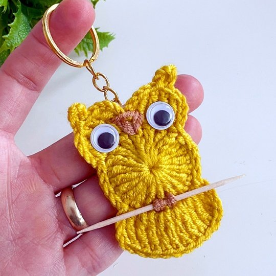 Owl Keychain Crochet Pattern – Cute Crochet Charm PDF