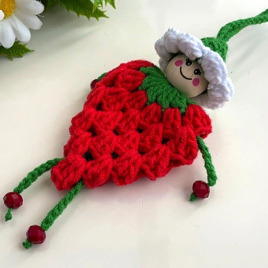 Strawberry Doll Charm Crochet Pattern – Amigurumi Keychain PDF