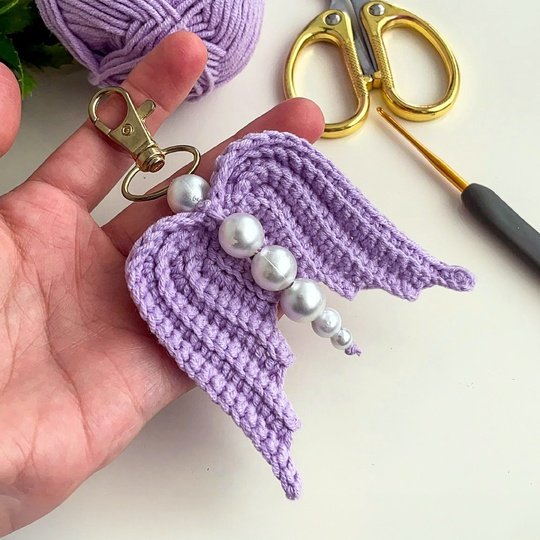 Angel Wing Keychain Crochet Pattern – Cute Bag Charm PDF