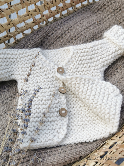 Babyjacke im Grobstrick stricken | Anleitung Babyjäckchen
