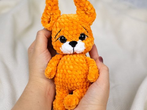Sunny the Squirrel – Crochet Pattern for a Cute Plush Toy