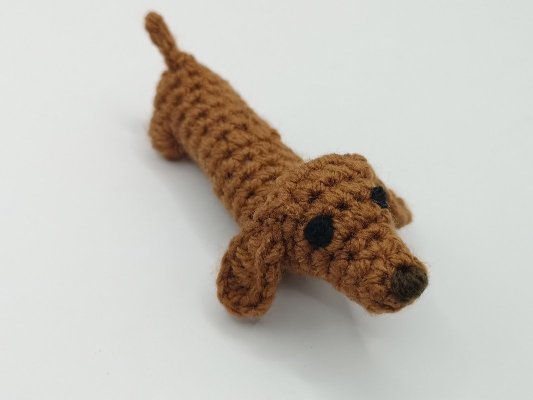 Mini-Dackel ohne Zusammennähen - Häkelanleitung von NiggyArts - Bild 14