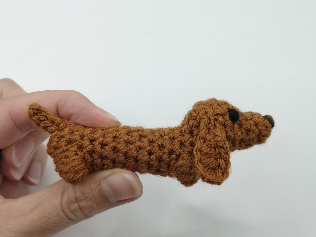 Mini-Dachshund No Sew Crochet Pattern by NiggyArts - Image 8