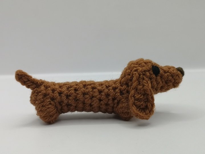 Mini-Dachshund No Sew Crochet Pattern by NiggyArts