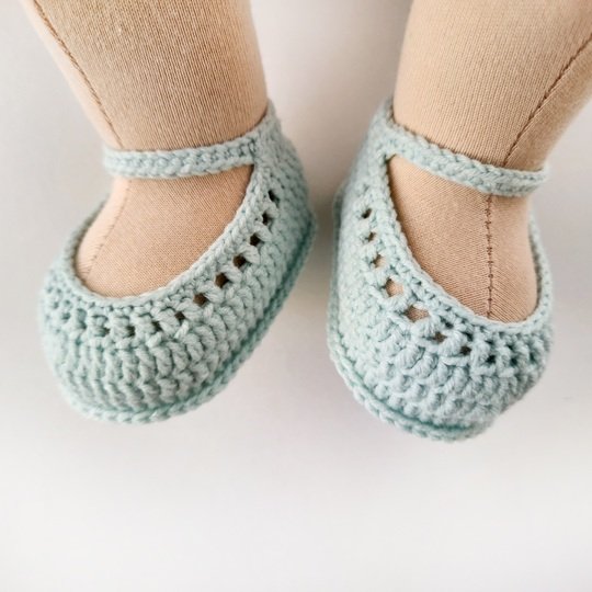 14-16"/36-40 cm Doll Cardigan & Booties. PDF knitting pattern and tutorial.