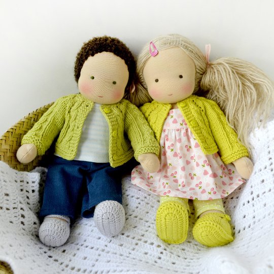11-13’’/28-33 cm Doll Cardigan & Booties. PDF knitting pattern and tutorial