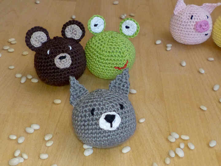 Crochet pattern animal juggling balls