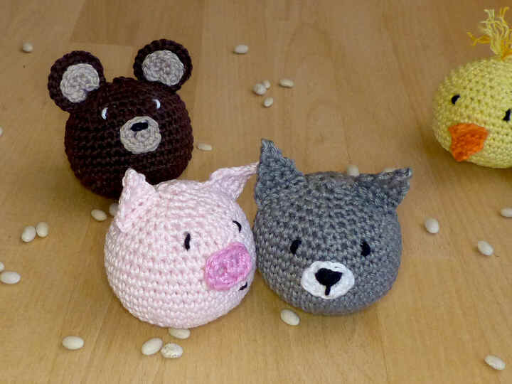 Crochet pattern animal juggling balls