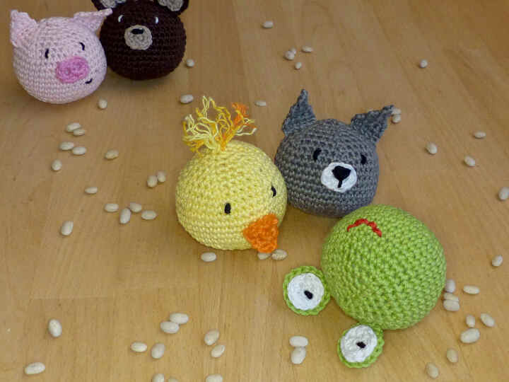 Crochet pattern animal juggling balls