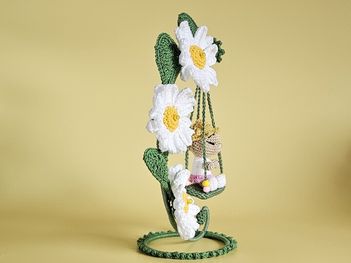 Häkelanleitung Gertie Gänseblümchen Blumenkind mit Blumenschaukel PDF