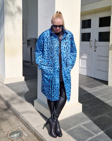 Ajuga Jeansblouson mit doppelter Taschenfunktion