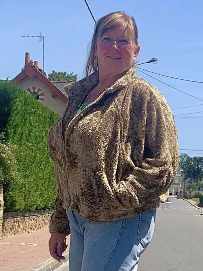 Ajuga Jeansblouson mit doppelter Taschenfunktion