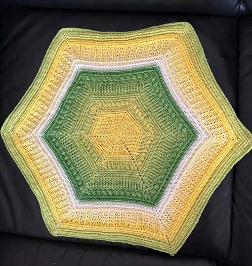 Häkelanleitung Hexagon Tischdecke  HexaLiving
