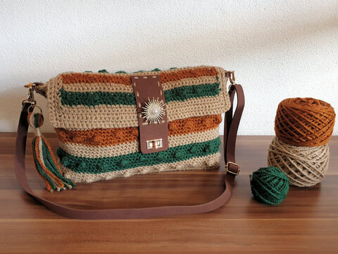Boho-Struktur-Umhängetasche "Sienna" (Häkelanleitung)