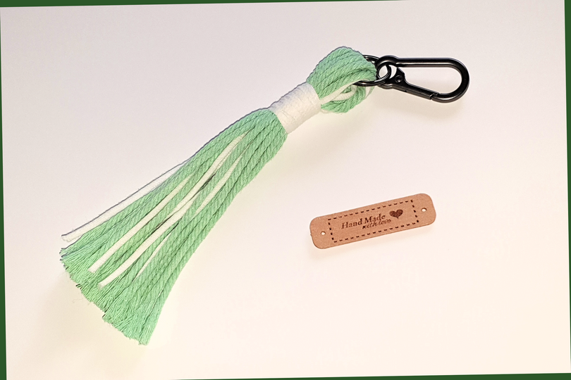 Universal Decorative Tassel – Detailed Craft Instructions