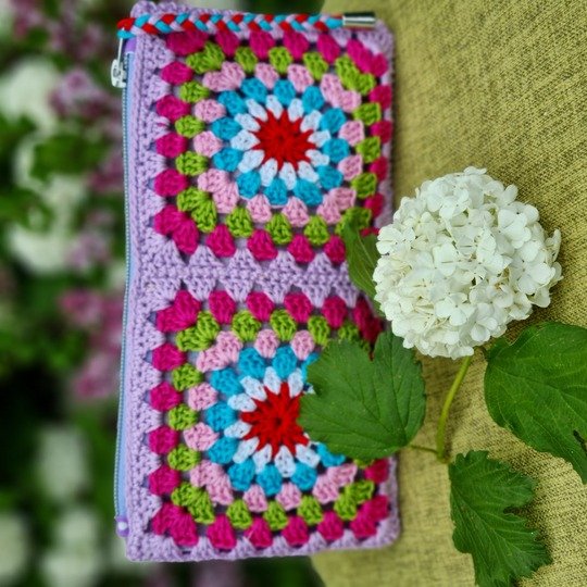 Häkeltasche Granny Pochette – Anleitung mit PDF-Download