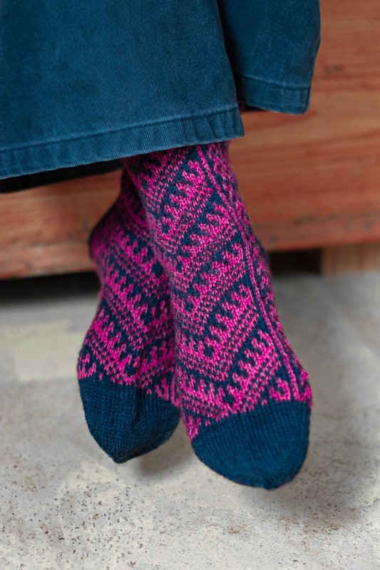 LINDELBRUNN socks 7 sizes colorwork - Image 5