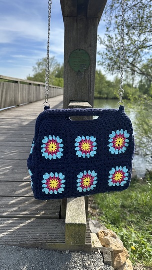 Häkeltasche Granny Clutch Bäg