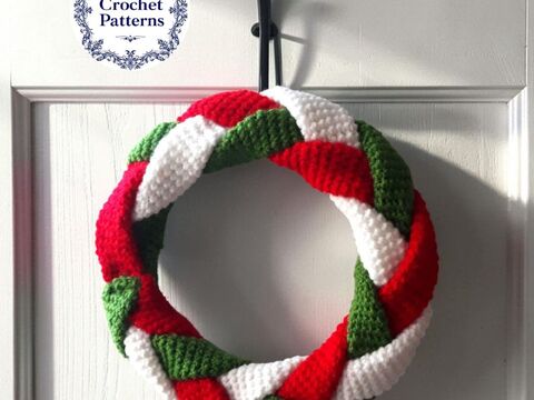 Christmas Wreath Crochet Pattern, Christmas in July, Modern Advent Wreath
