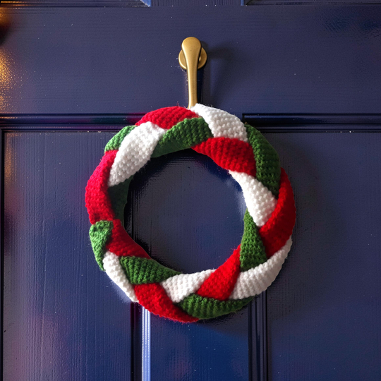 Christmas Wreath Crochet Pattern, Christmas in July, Modern Advent Wreath