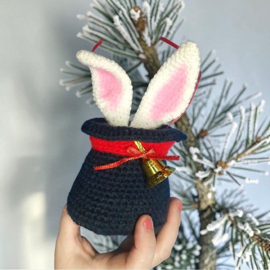 Christmas Rabbit in Magic Hat Crochet Pattern, Christmas in July
