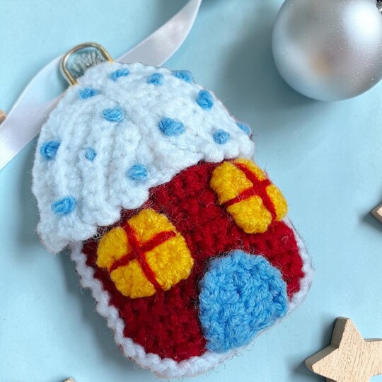 Christmas Gingerbread House Ornament Crochet Pattern, Christmas in July