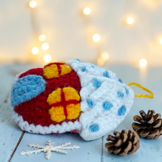 Christmas Gingerbread House Ornament Crochet Pattern, Christmas in July