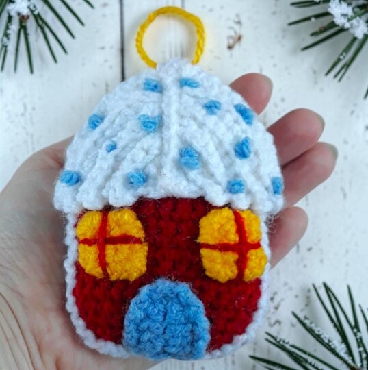 Christmas Gingerbread House Ornament Crochet Pattern, Christmas in July
