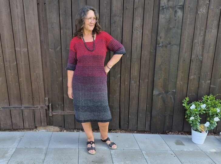 Frauhohmanns Häkelkleid „LavaGlut“