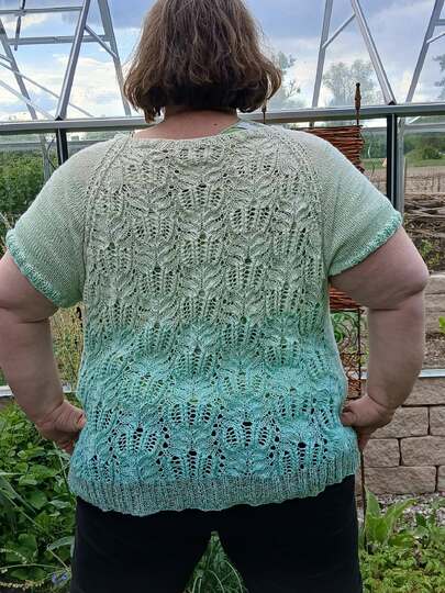 Luftiges Sommershirt "Seidig Elegant"