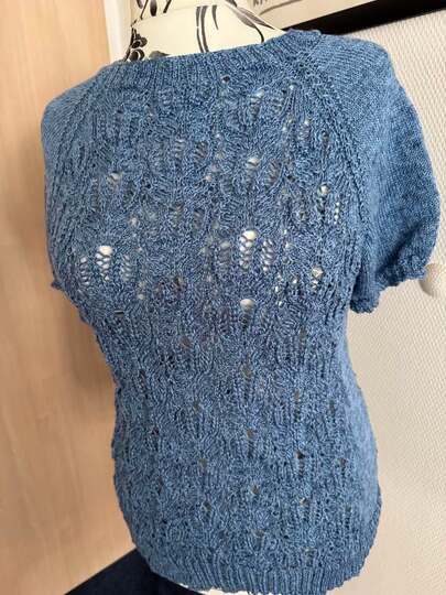 Luftiges Sommershirt "Seidig Elegant"