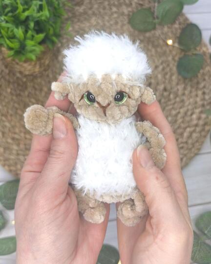 Mini Sheep Crochet Pattern – 2-in-1 No-Sew Amigurumi