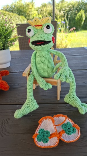 Froschkönig zum verlieben - Amigurumi Häkelanleitung - PDF Deutsch